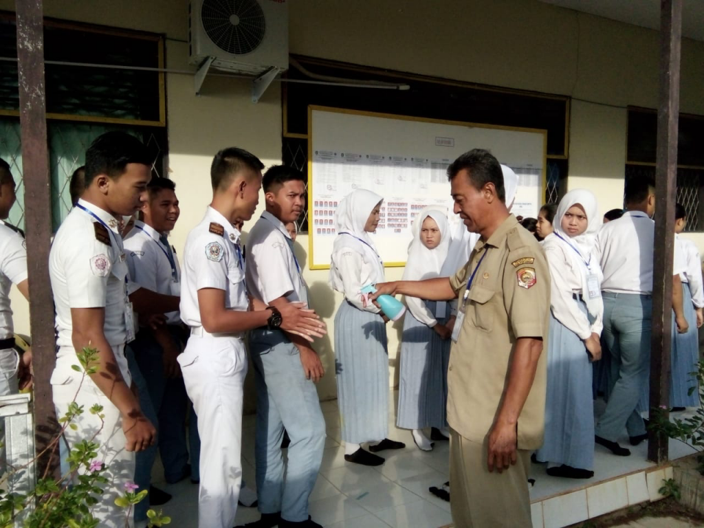 Kemendikbud Memastikan UN Hari Pertama Berjalan Sesuai Protokol Pencegahan Covid-19