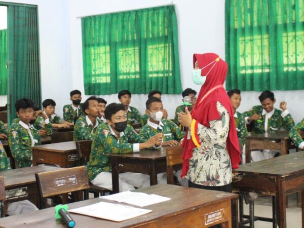 SOSIALISASI ANTI NARKOBA